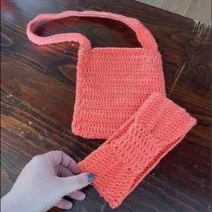 Knitted headband and purse for kids